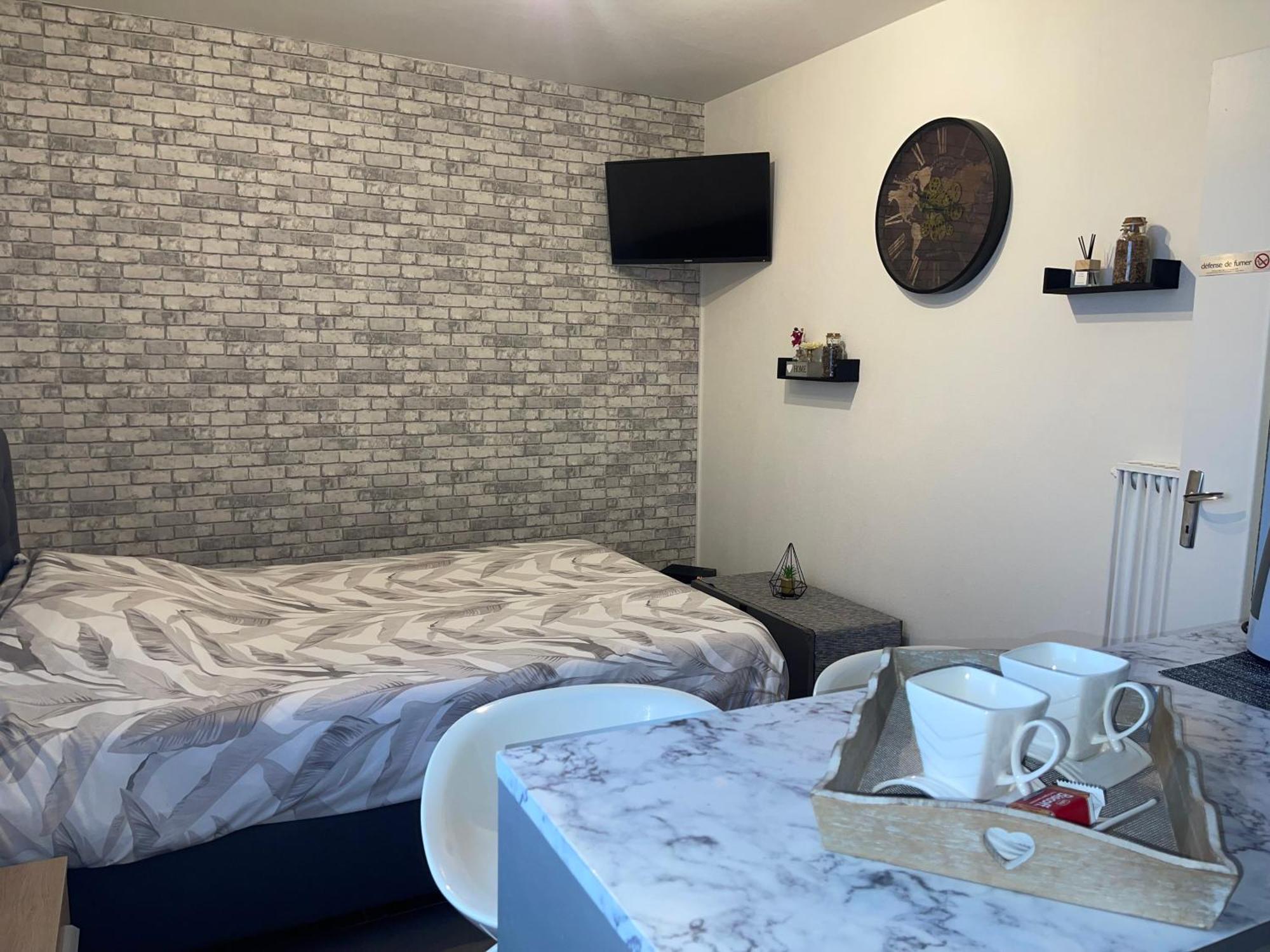 Appartement Residence Theatre ซ็องส์ ภายนอก รูปภาพ